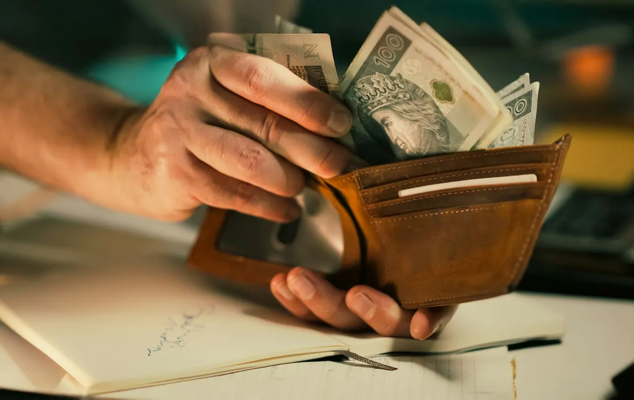 Geldbörse mit Banknoten